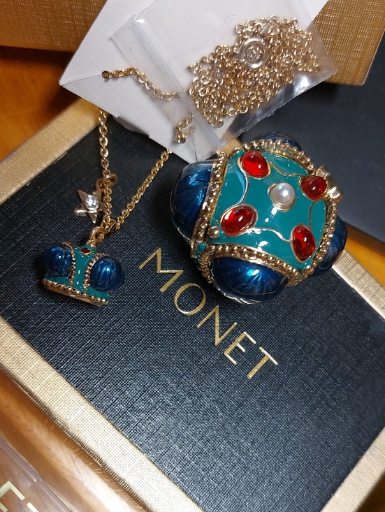 Monet Jewelry - Monet 2008 Keepsake Jewel Box Pendant Necklace Retired Enamel  Crown